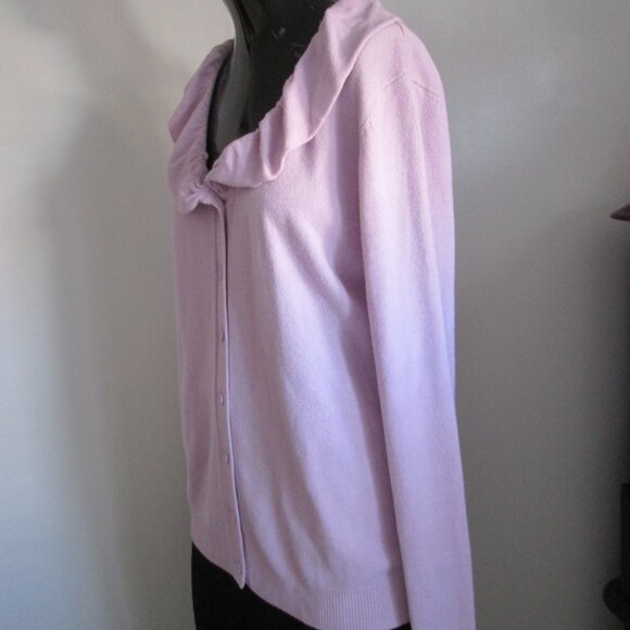 Taylor Marcs 100% acrylic soft lavender cardigan - Picture 5 of 7